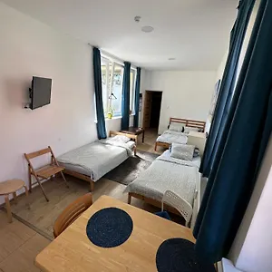 Hostel4u Hostal